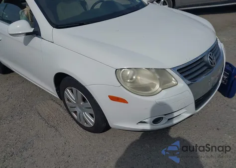 2008 Volkswagen Eos Komfort z USA, uszkodzony, nr VIN WVWBA71F28V051516